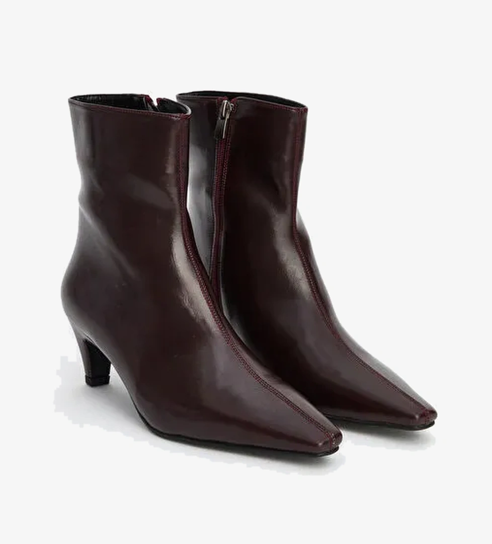 Sivri Burun Kadın Topuklu Bot