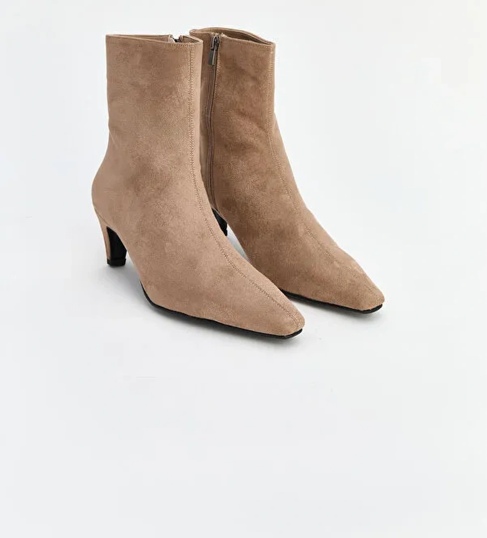 Sivri Burun Kadın Topuklu Bot - Görsel 1