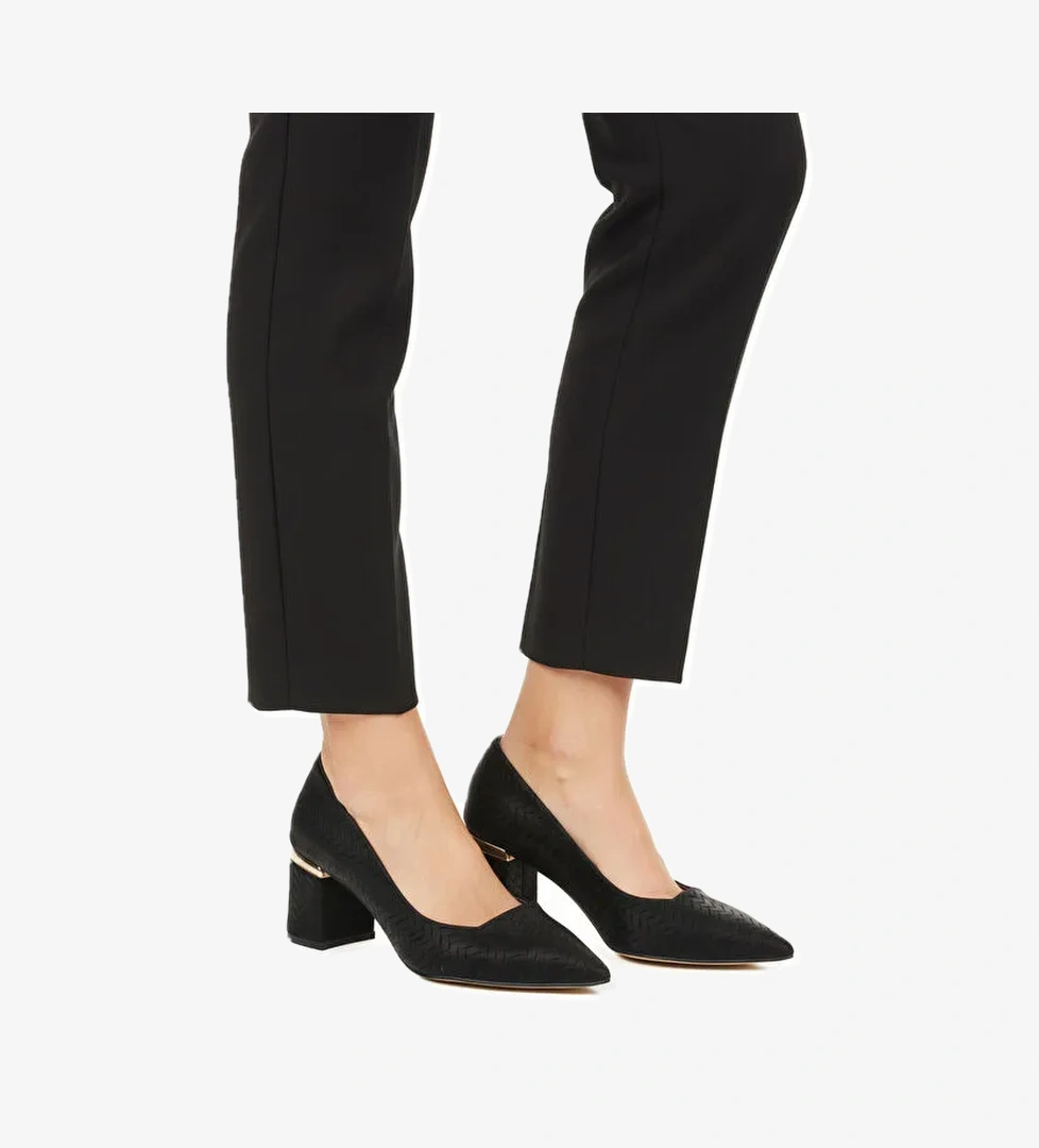 Ayakmod Bej Siyah Kadın Kalın Yüksek Topuklu Ayakkabı 619004 Z model görseli