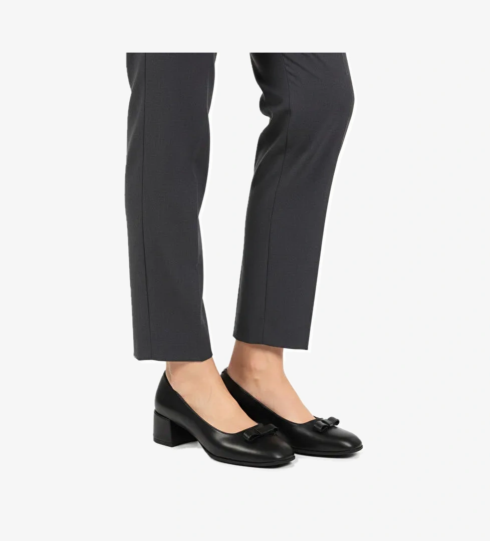 Siyah Cilt Fiyonk Kurdeleli Kadın Topuklu Ayakkabı 519081 Z - Görsel 1