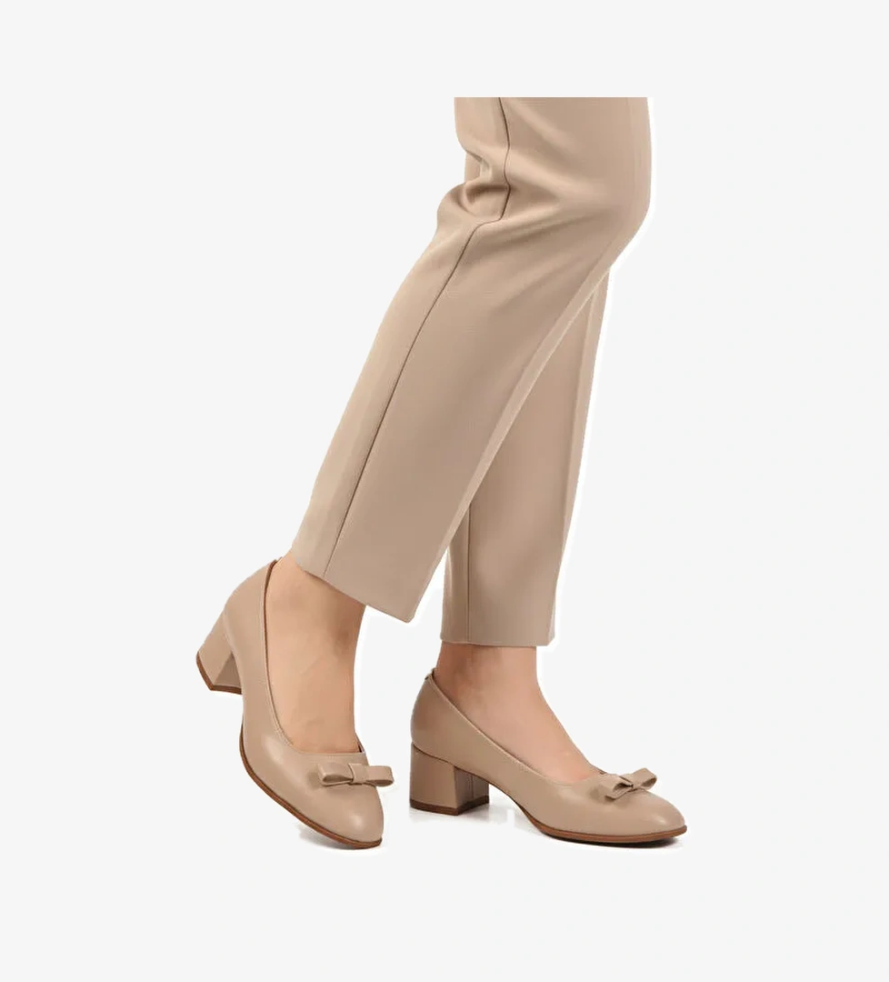 Bej Cilt Fiyonk Kurdeleli Kadın Topuklu Ayakkabı 519081 Z