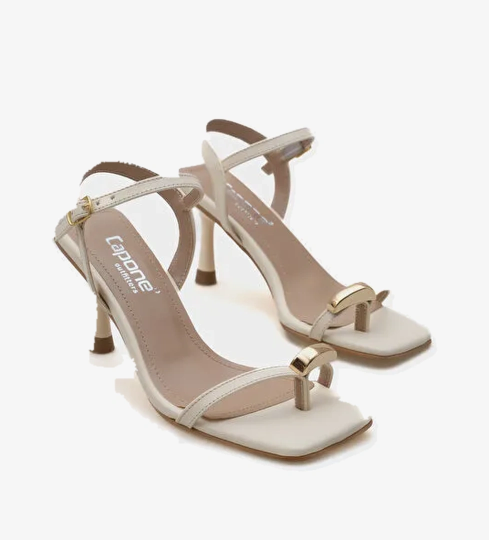 Cindy Küt Burunlu Topuklu Bilekten Bantlı Parmak Arası Kadın Sandalet