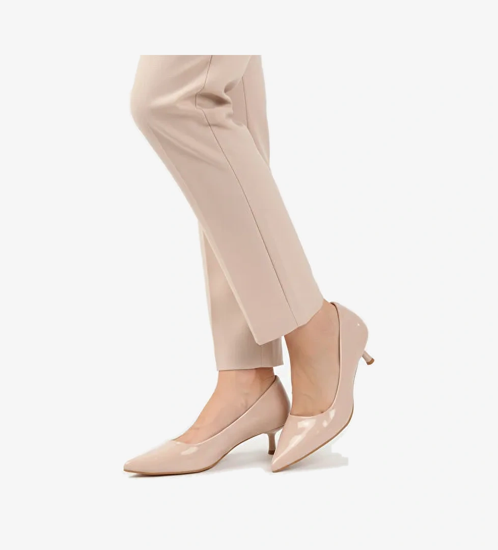 Bej Rugan Hafif Kadın İnce Kısa Topuklu Ayakkabı 458343 Z