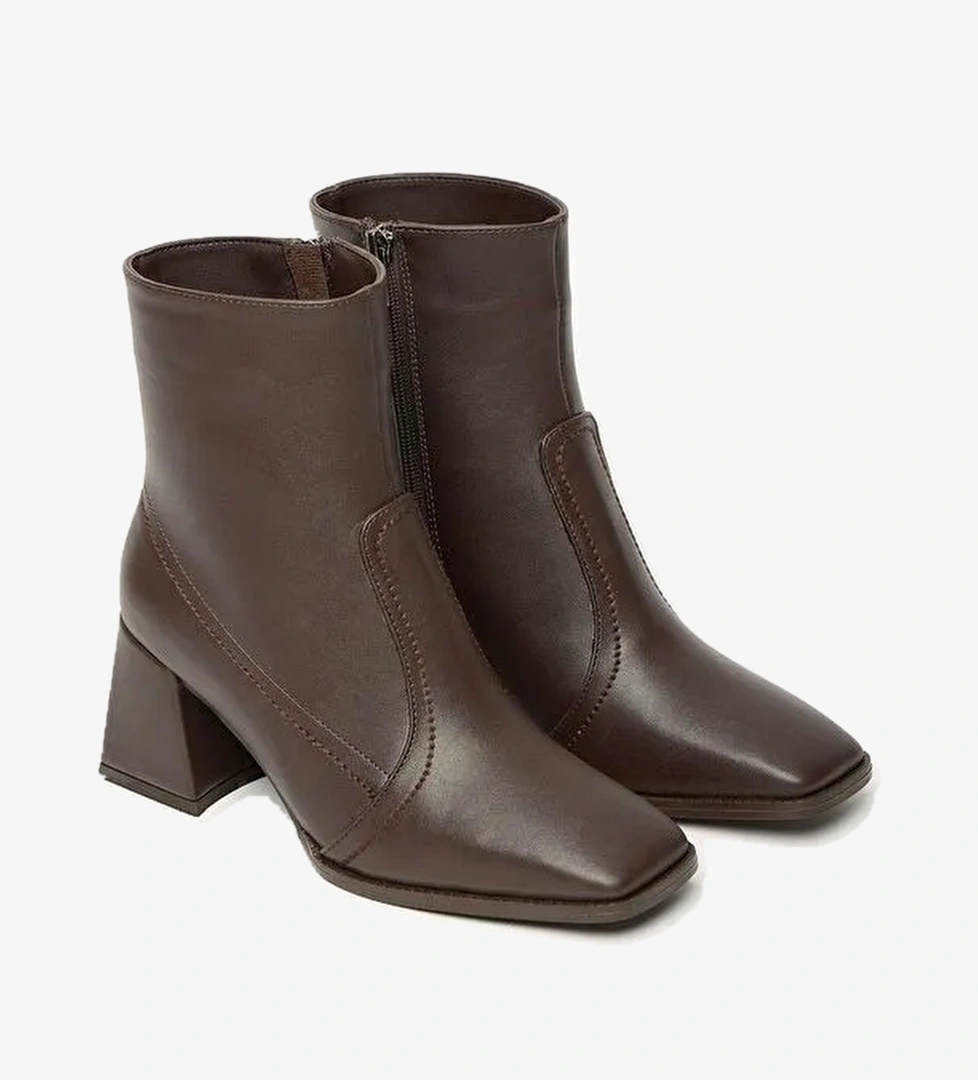 Kadın Kahverengi Küt Burun Topuklu Bot & Bootie – Fermuarlı Günlük