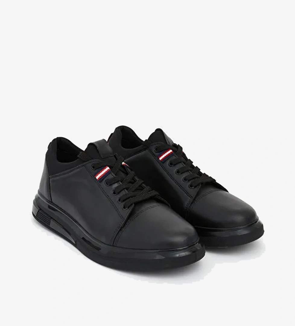 Lcw Steps Bağcıklı Erkek Spor Ayakkabı model görseli