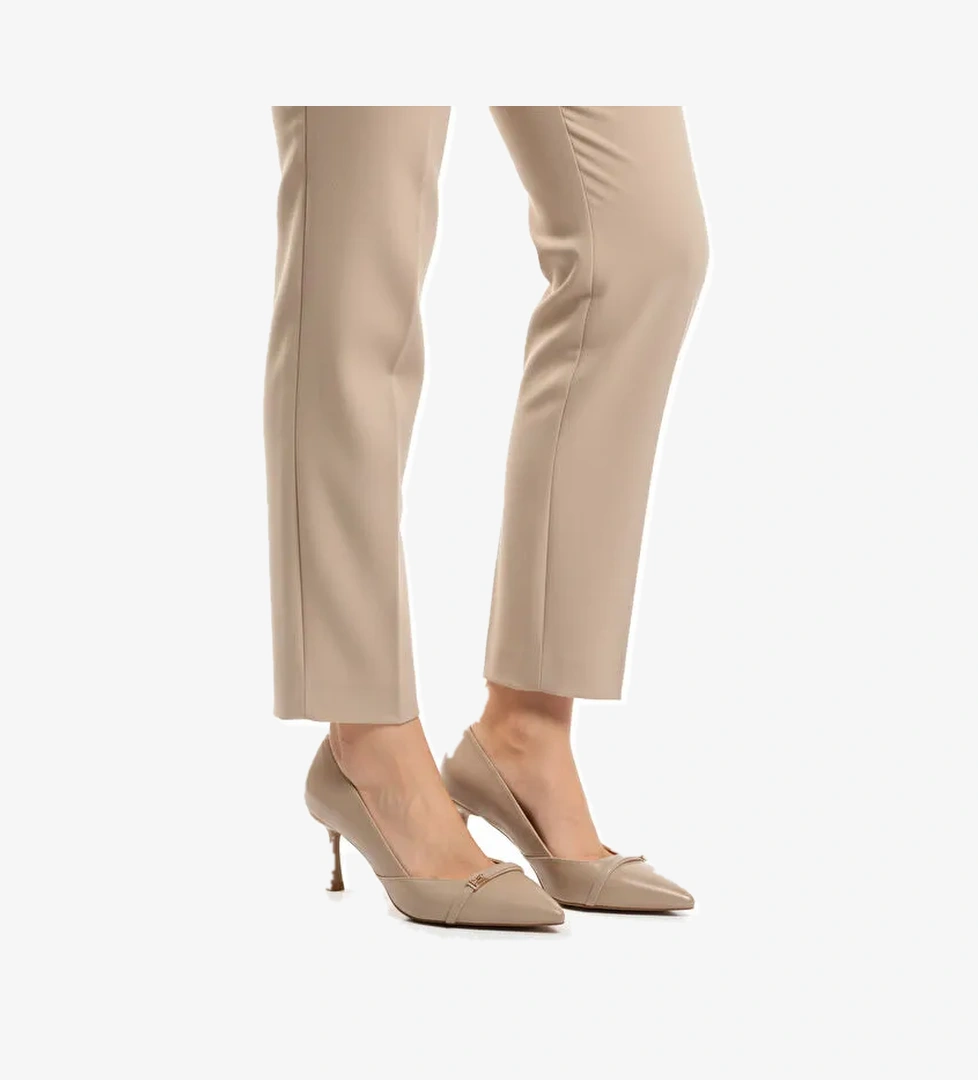 Bej Kırışık Kadın İnce Kısa Topuklu Ayakkabı 575040 Z