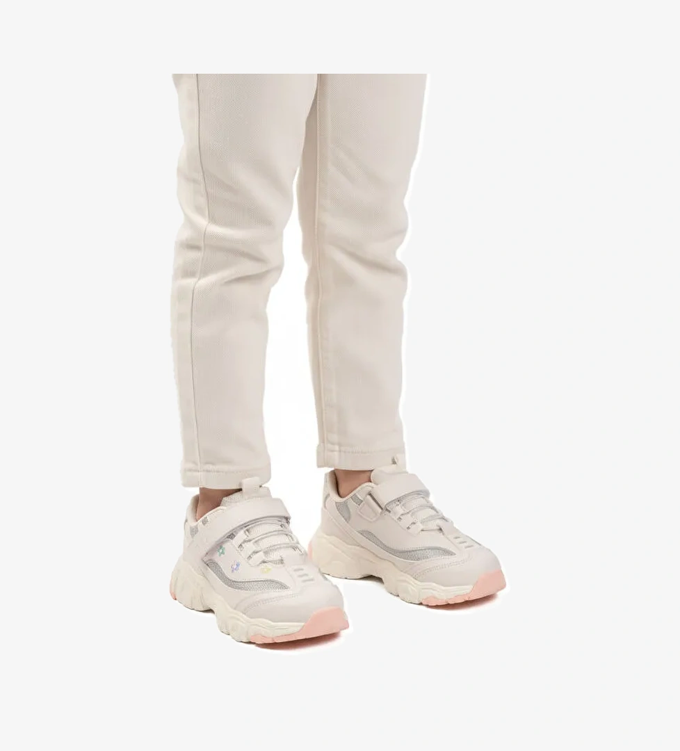 Beyaz Cırtlı Hafif Fileli Esnek Kız Çocuk Spor Ayakkabı Bella Kısa F