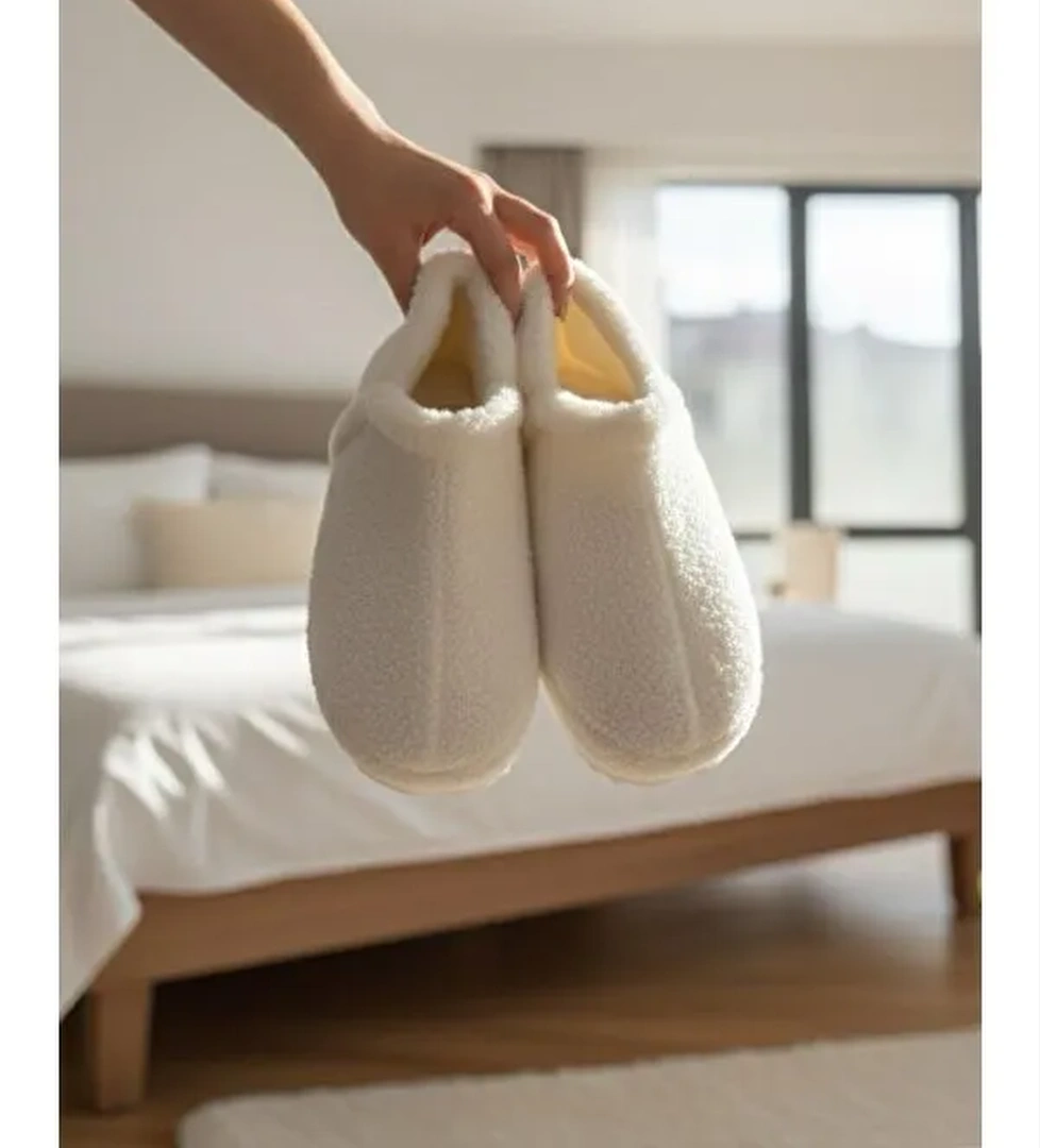 Lory Kadın Ev Botu Pelüş Ev Pandufu Ses Yapmaz Taban Sıcak Kürklü Panduf