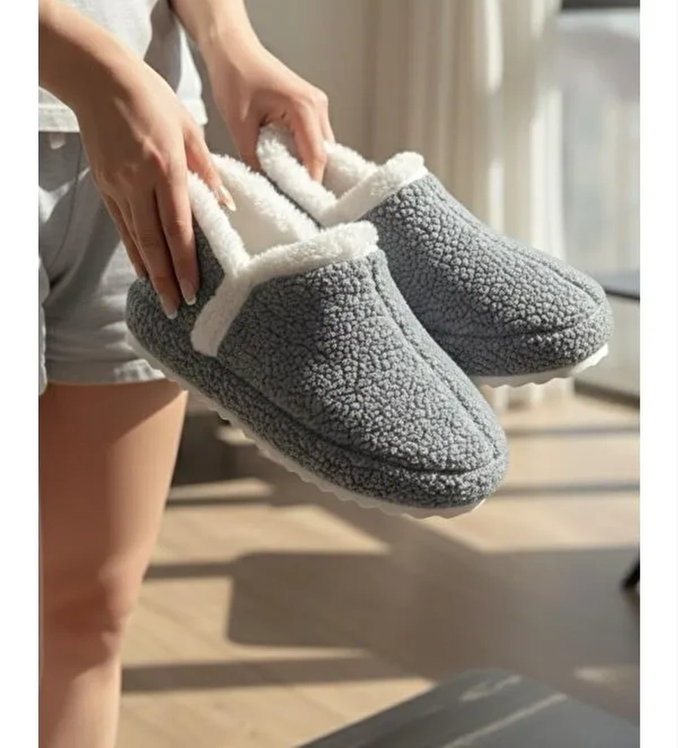 Lory Kadın Ev Botu Pelüş Ev Pandufu Ses Yapmaz Taban Sıcak Kürklü Panduf