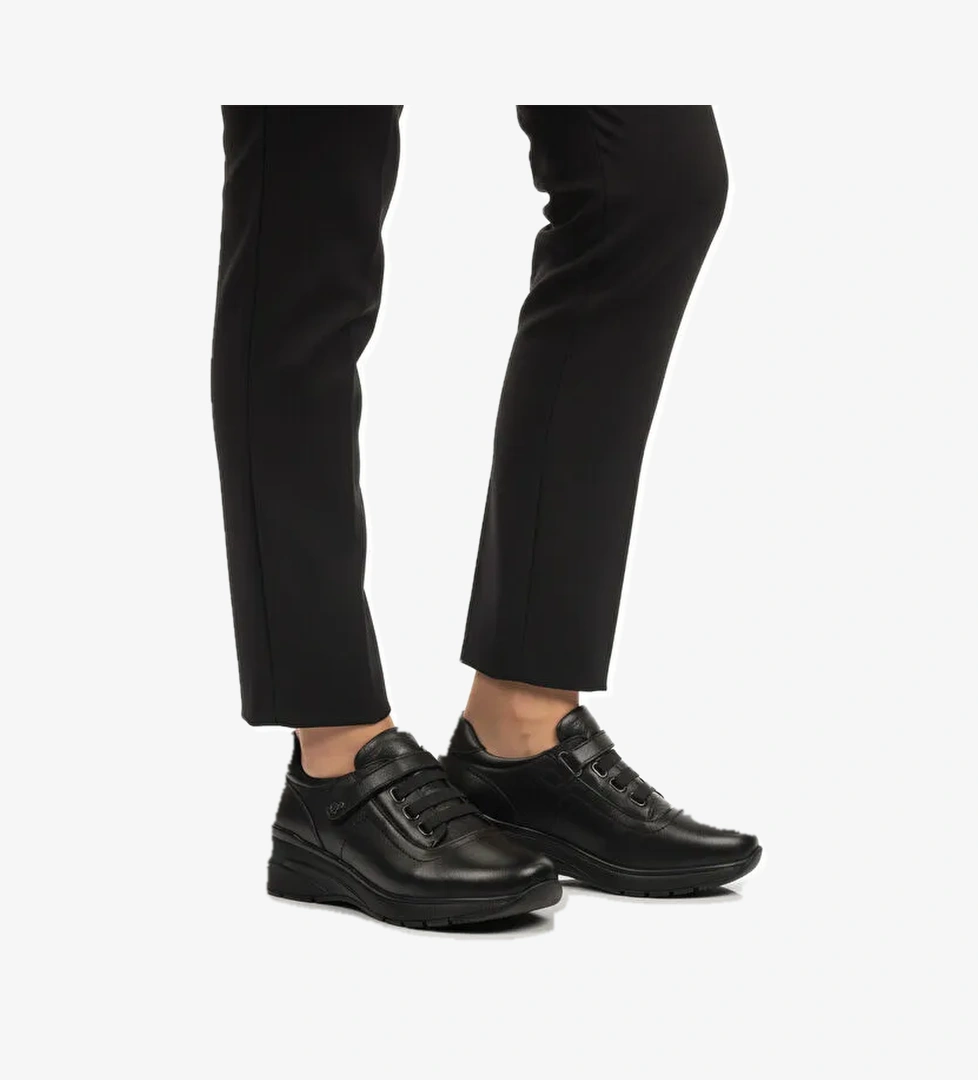 Siyah Hakiki Deri Anatomik Kadın Casual Ayakkabı PLV144 Z