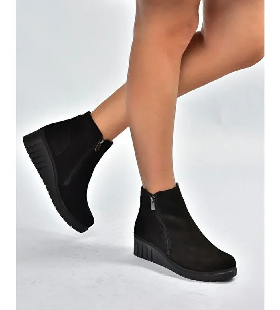 Siyah Kadın Bot V324800402