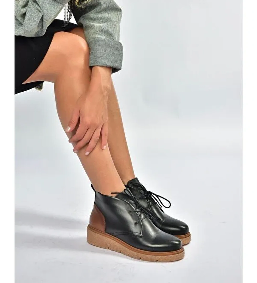 Siyah Kadın Bot V555011003 - Görsel 1