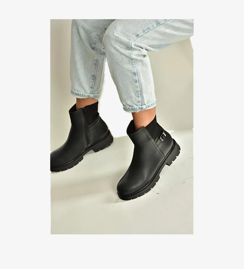 Siyah Kadın Bot V674420409 - Görsel 1