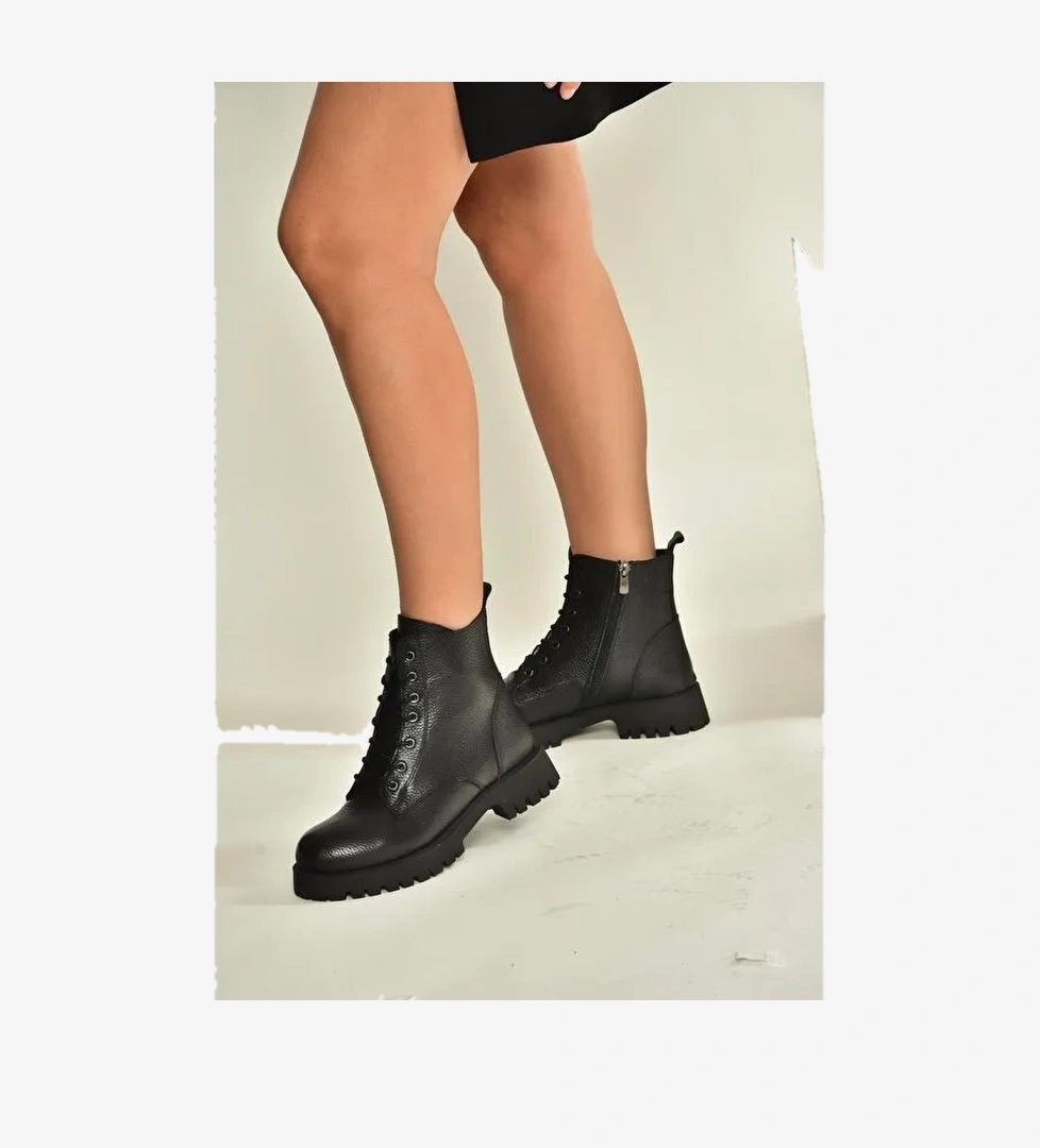 Fox Shoes Siyah Kadın Bot V555700703 model görseli