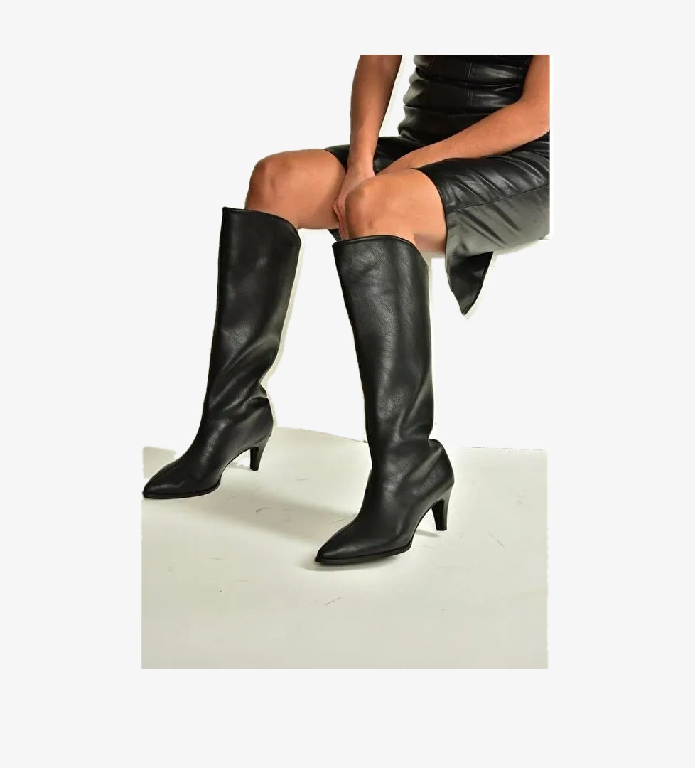 Siyah Kadın Çizme V404021109 - Görsel 1