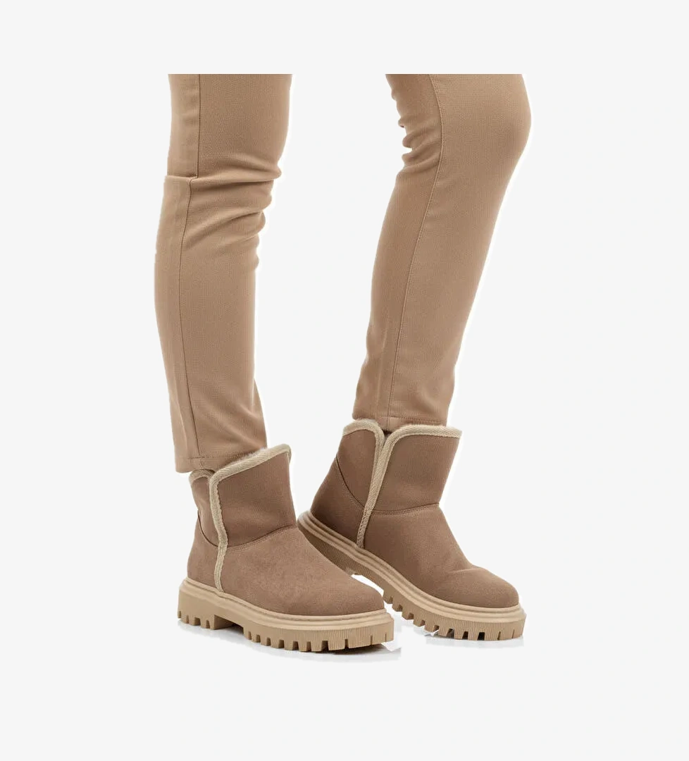 Vizon Süet İçi Kürklü Soğuğa Dirençli Kaymaz Kadın Bot 548038 Z