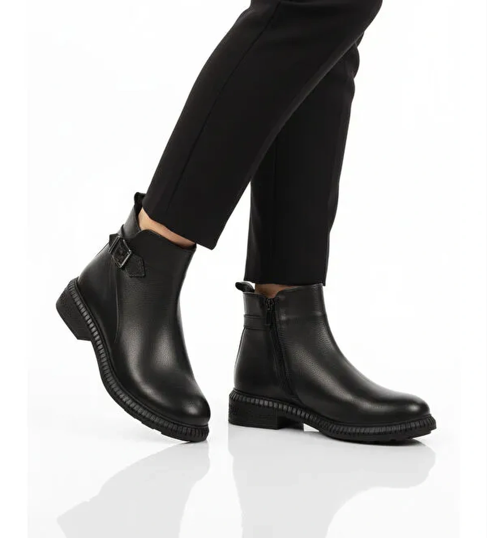 Ayakmod Siyah Ayakmod Hakiki Deri İçi Polarlı Kaymaz Kadın Bot 20913-1 Z