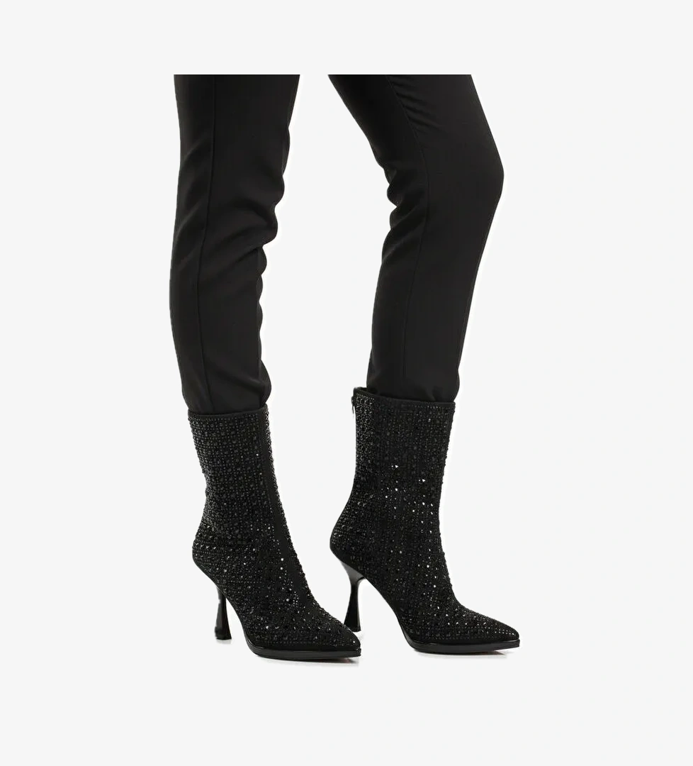 Siyah Taş İşlemeli İnce Topuklu İçi Kürklü Kadın Çizme 671131 Z - Görsel 1