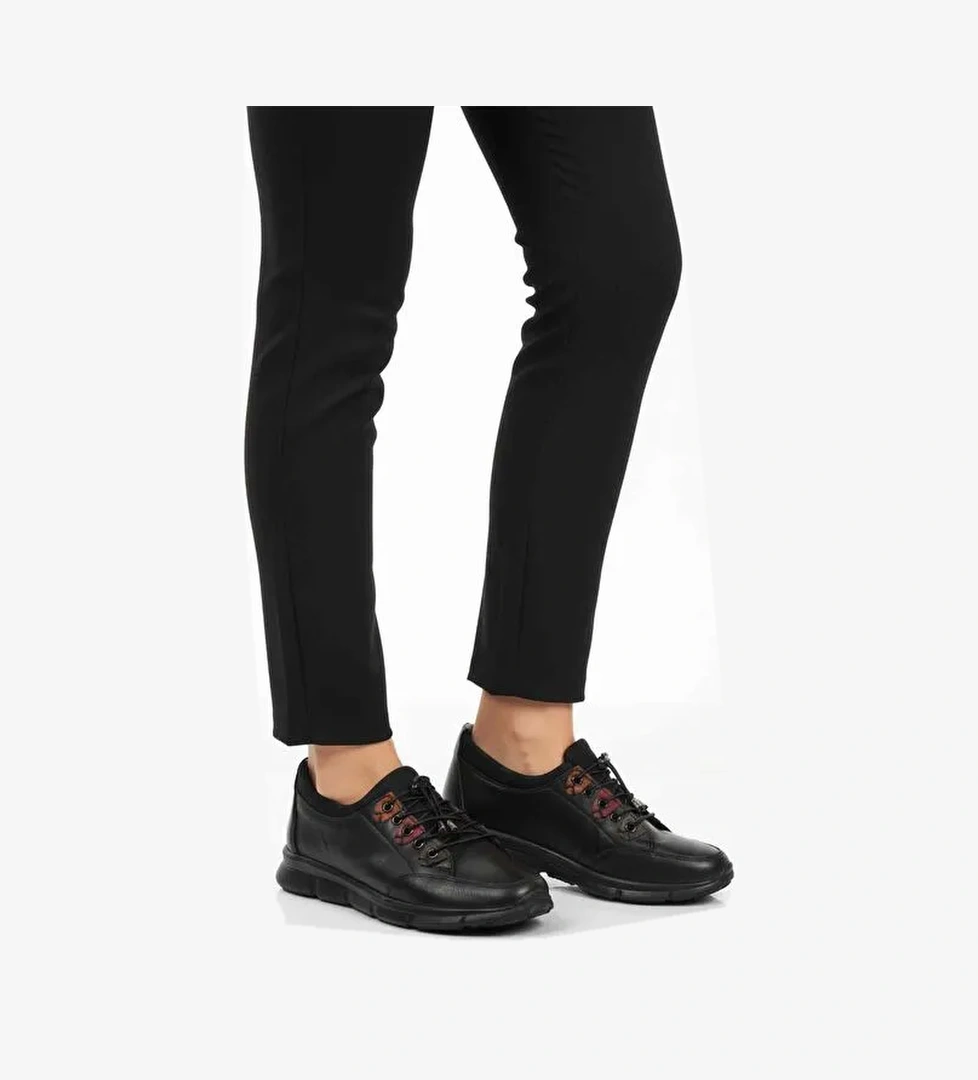 Ayakmod Kahve Siyah Hakiki Deri Ortopedik Kadın Casual Ayakkabı 660 Z model görseli