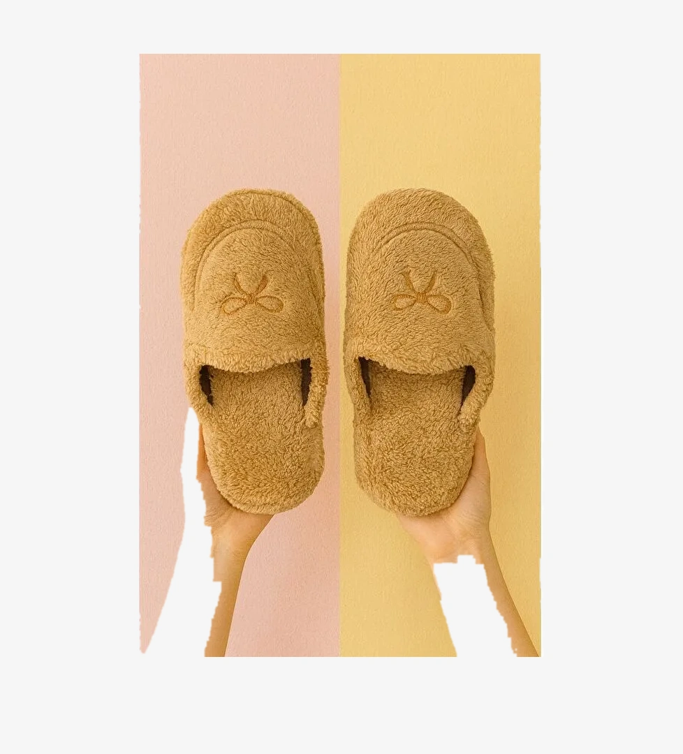 AMORE Kapalı Kadın Ev Terliği Günlük Rahat Kışlık Terlik