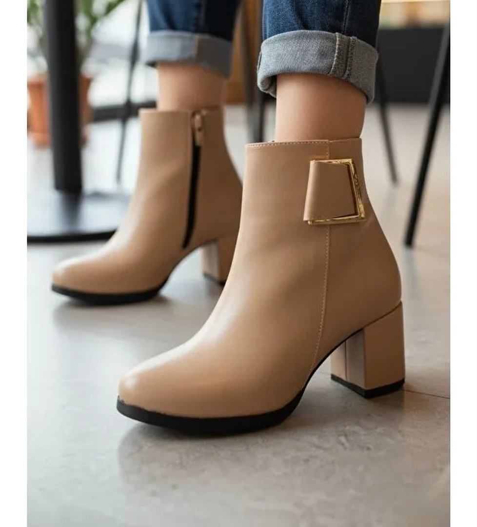 Kadın Atina Nude Cilt Toka Detaylı Topuklu Kısa Bot