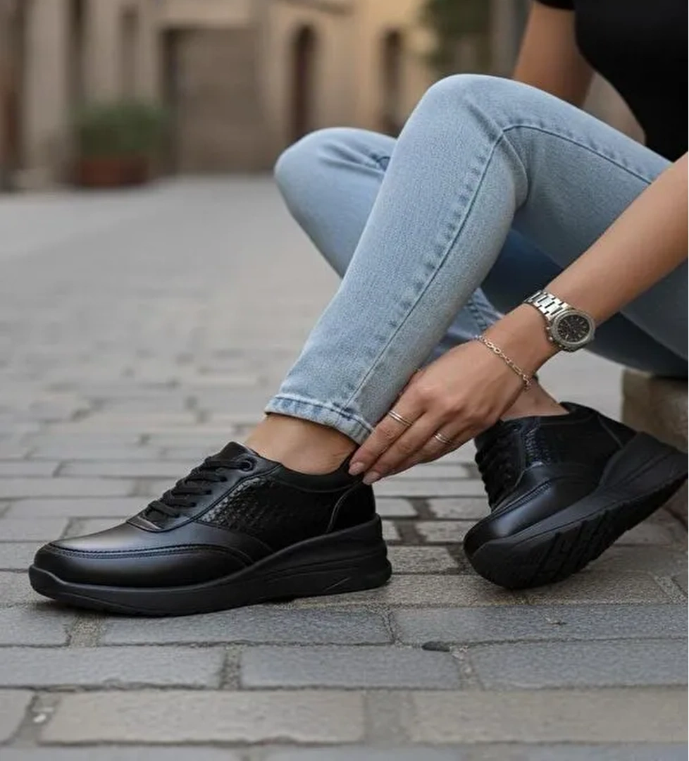 Marinarosse Kadın Rowan Gizli Topuk Yüksek Taban Spor Ayakkabı model görseli