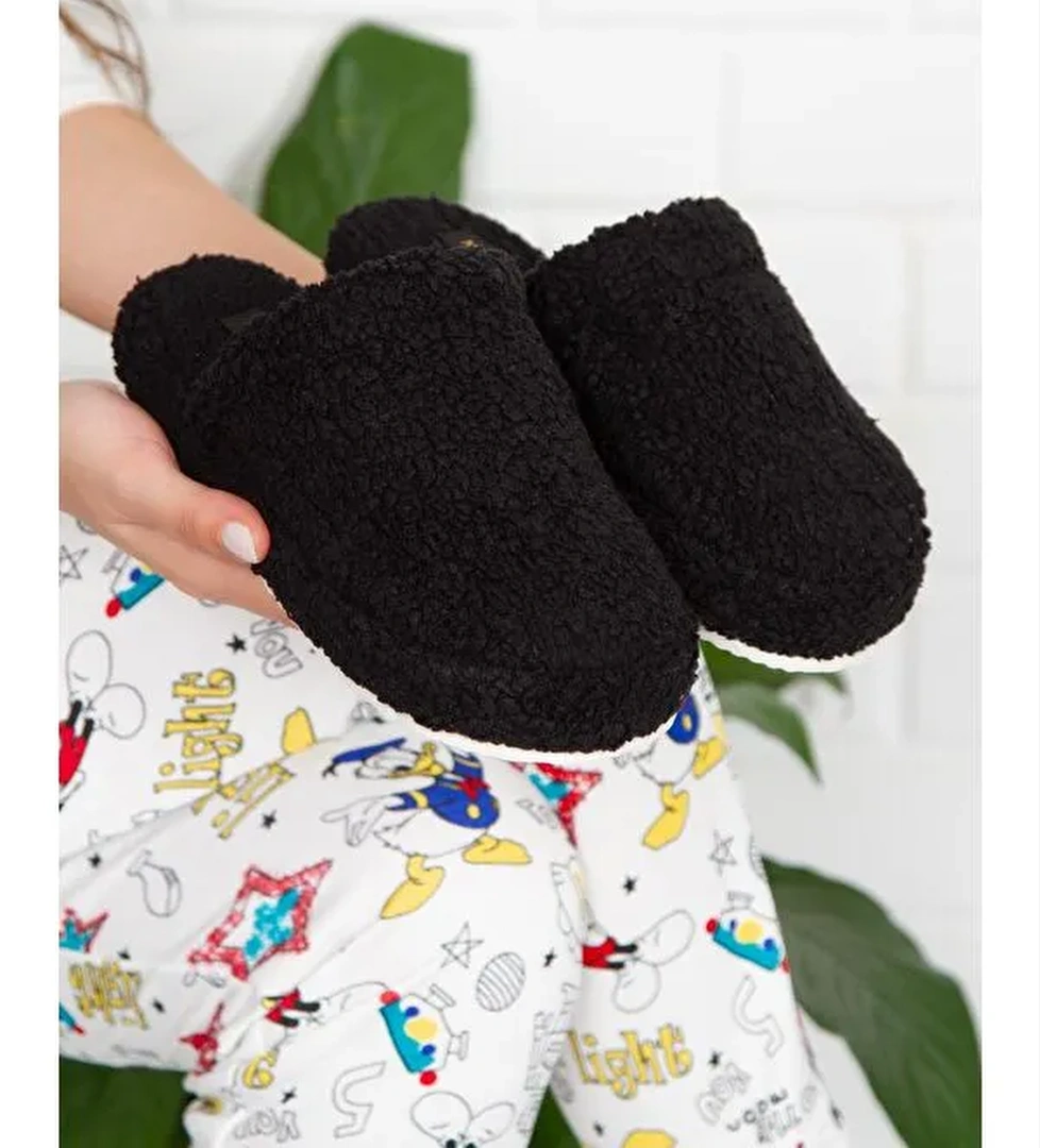 Havlu Kapalı Kadın Ev Terliği Kışlık Terlik Ses Yapmaz