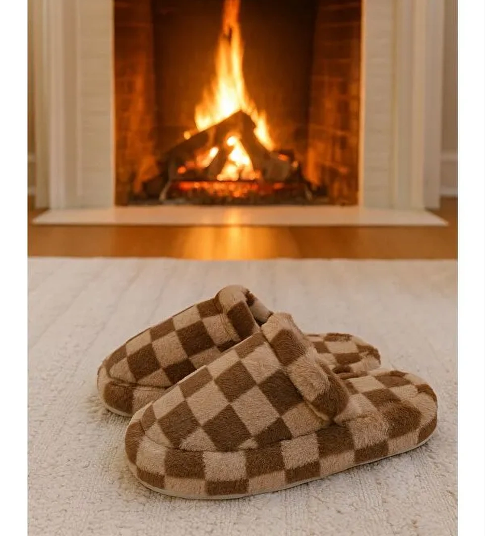 KARELİ Kapalı Kadın Ev Terliği Günlük Rahat Kışlık Terlik