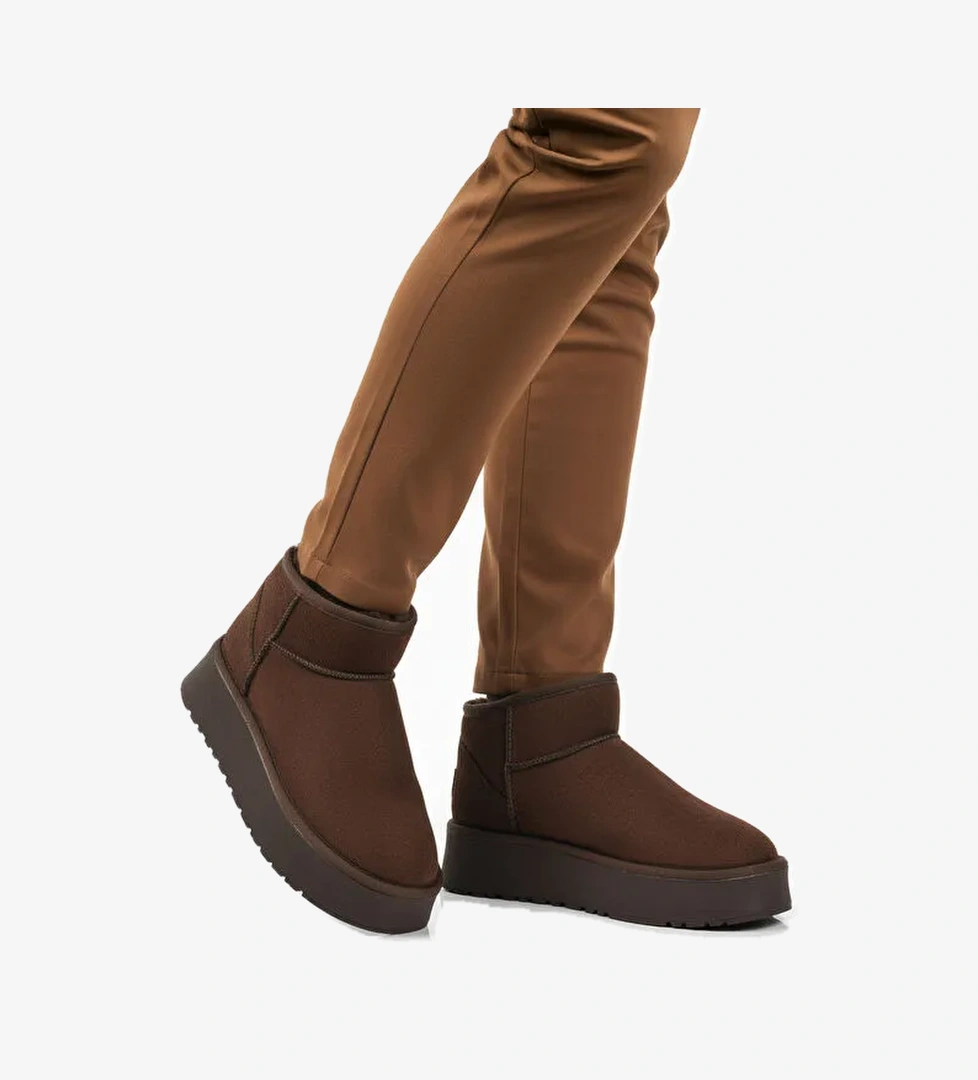 Ayakmod Kahverengi Ayakmod İçi Kürklü Soğuğa Dirençli Kadın Bot U-400 Z
