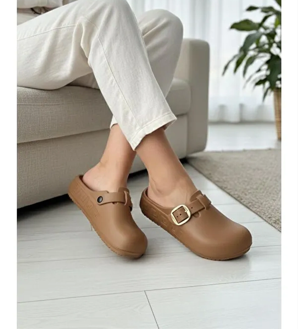 Lovi Kadin Gold Tokali Geometrik Desenli Comfort Clog Kadin Terlik Luks Tasarim