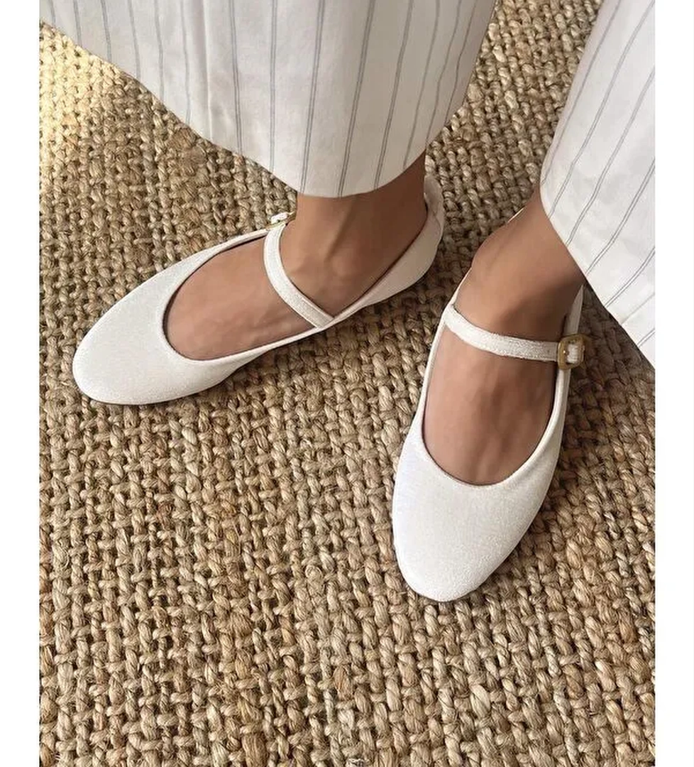 Straswans Straswans Hollie Kemer