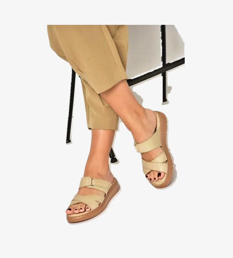 Fox Shoes Siyah Fox Shoes Terlik Kadın Y555532503