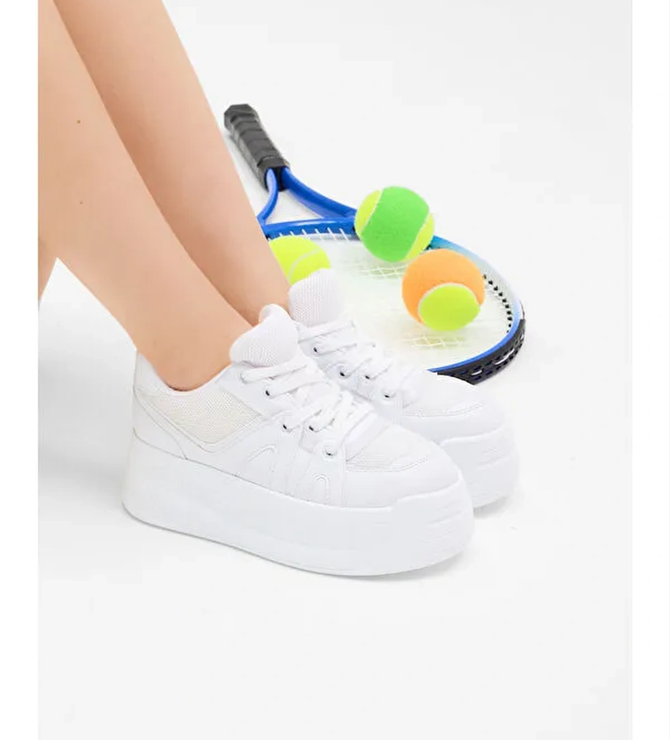 Kadin Beyaz Yuksek Taban Rahat Bagcikli Sneaker
