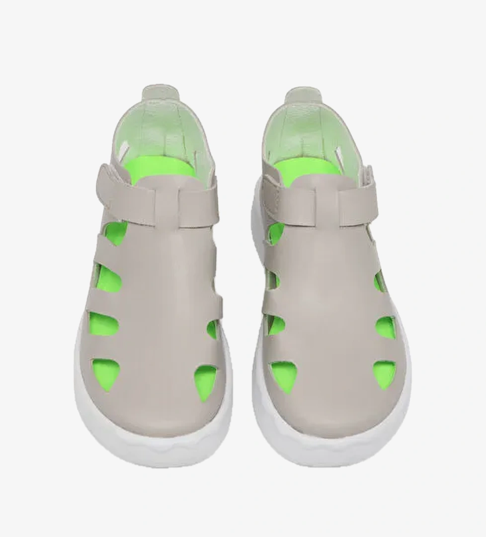 Cocuk Unisex Gri Hafif Tabanli Rahat Cirtli Sandalet