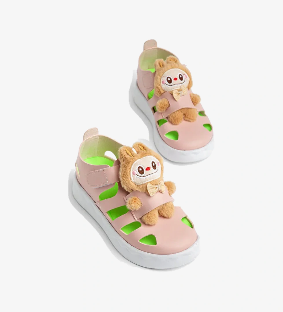 Cocuk Unisex Pudra Hafif Taban Ayicik Detayli Cirtli Sandalet