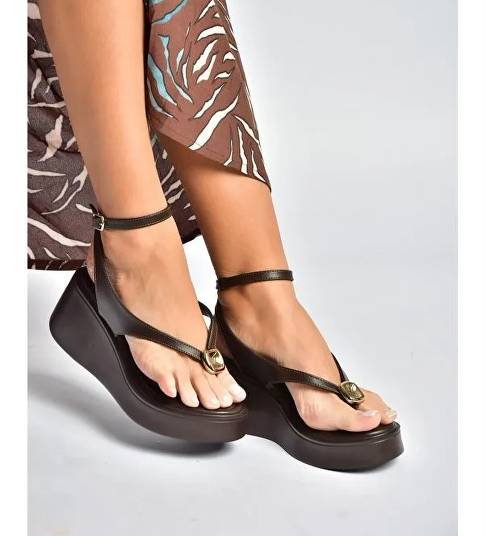 Fox Shoes Bej Fox Shoes Sandalet Kadın Y973465909