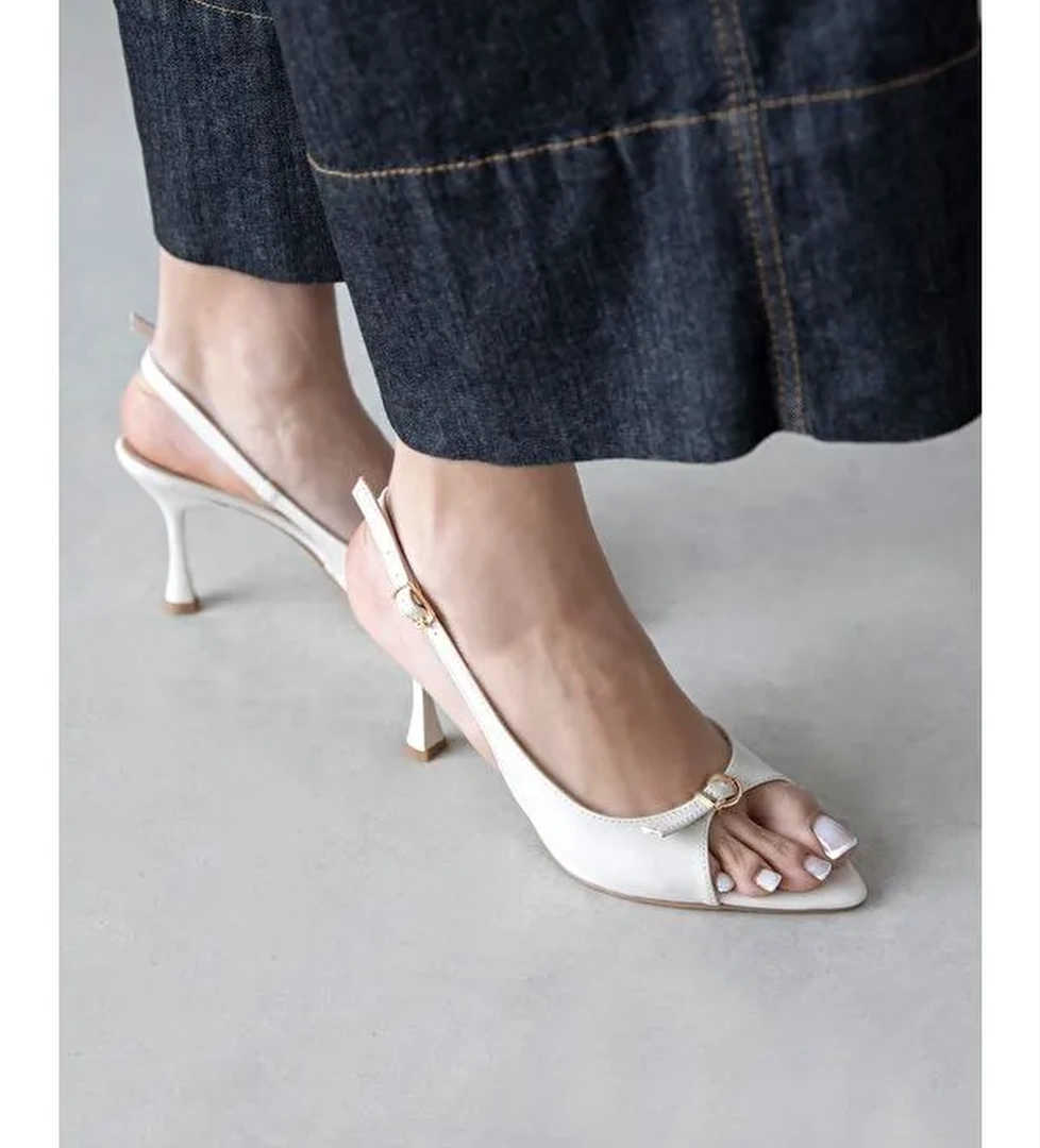 Straswans Straswans Livia