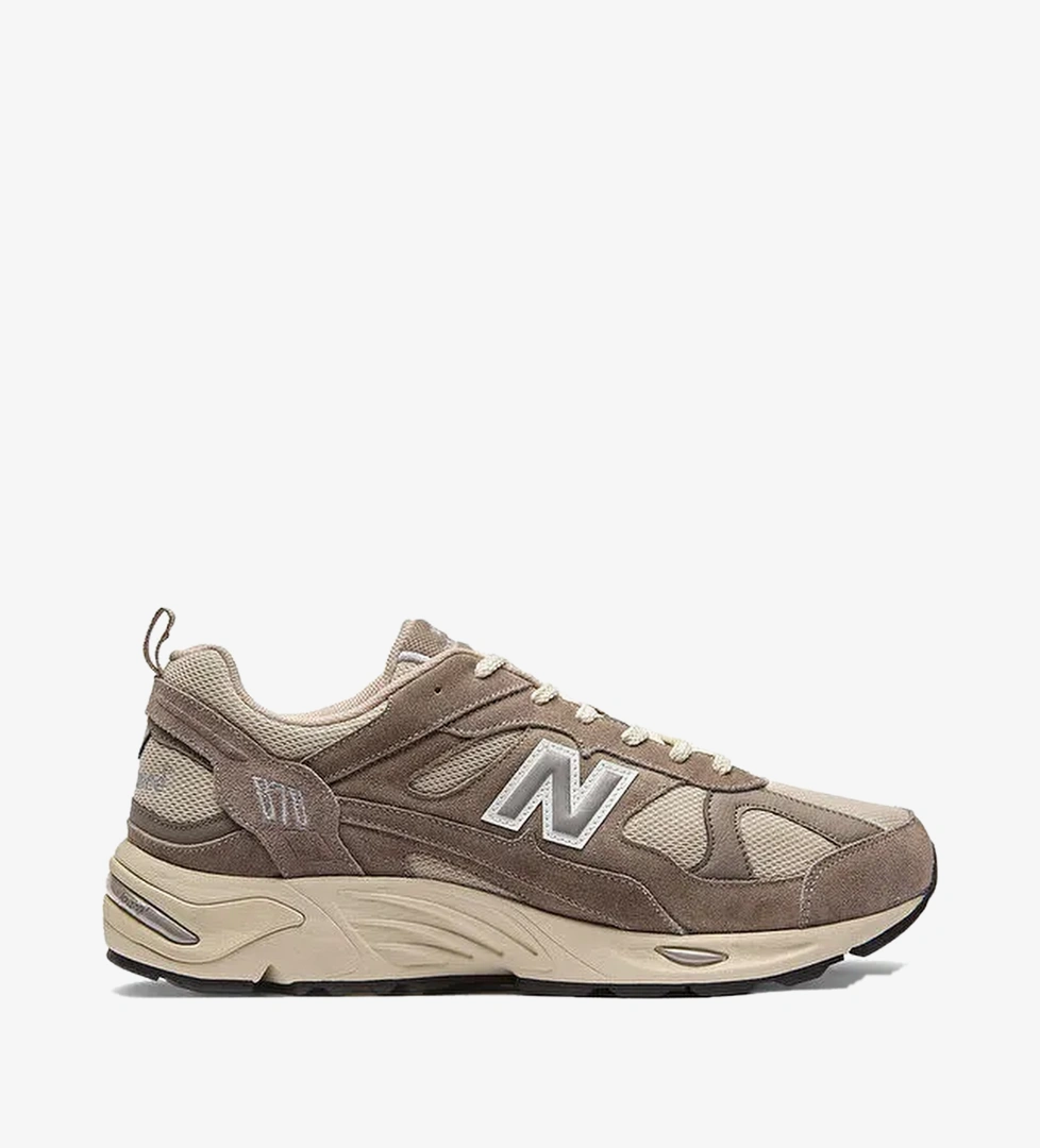 New Balance 878