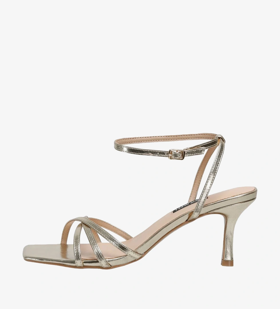 Nine West Erata Ürün Listesi