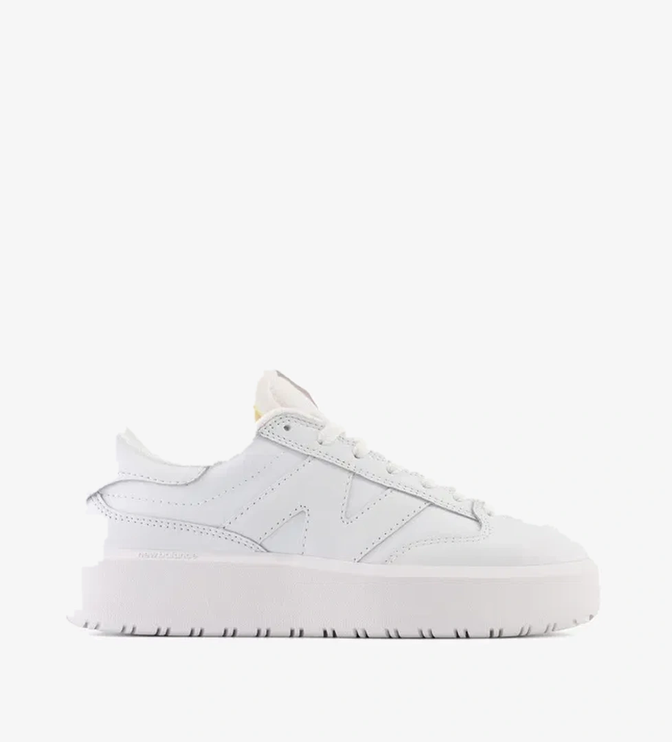 New Balance New Balance CT302 Kadın Beyaz Spor Ayakkabı model görseli