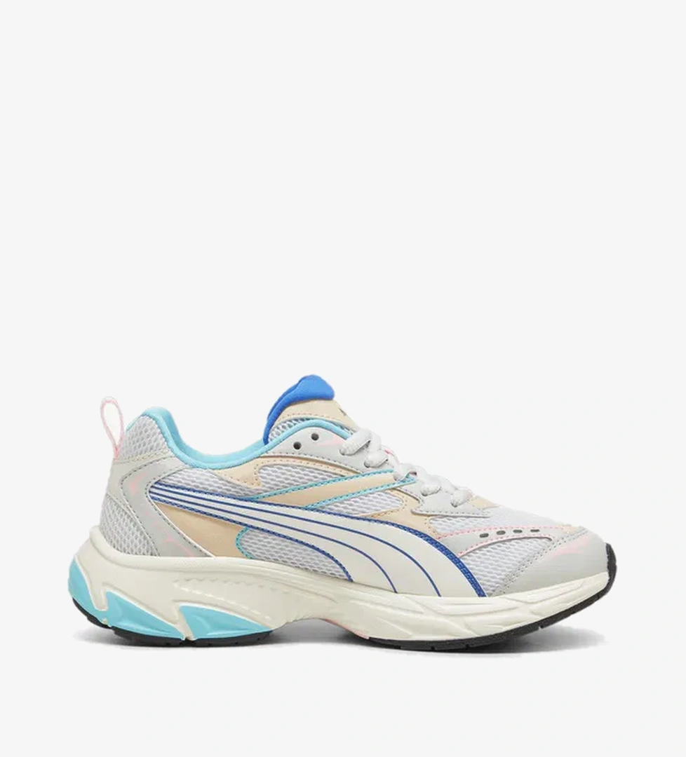 Puma Puma Morphic Kadın Gri Spor Ayakkabı model görseli