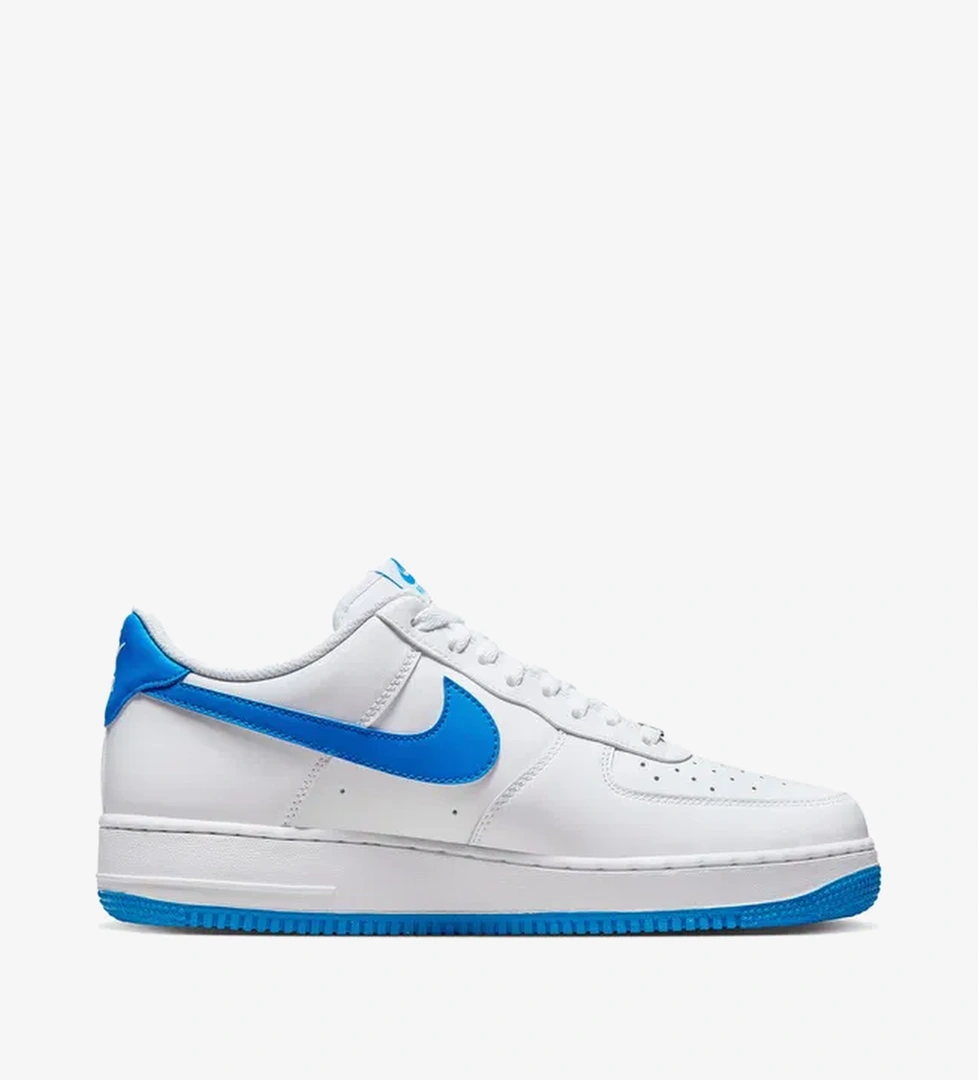 Nike Nike Air Force 1 '07 model görseli