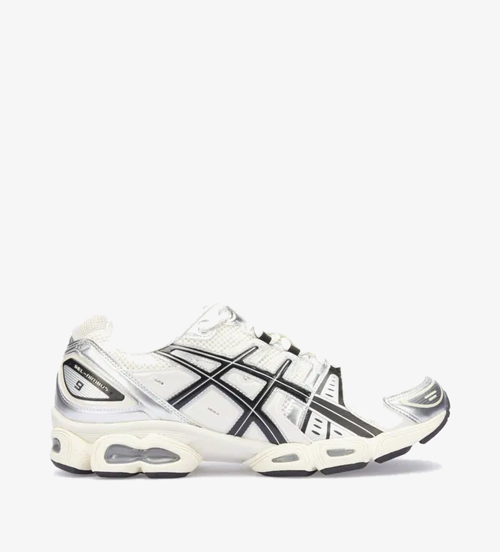 Asics Asics Gel-Nimbus 9 Unisex Krem/Siyah Spor Ayakkabı model görseli