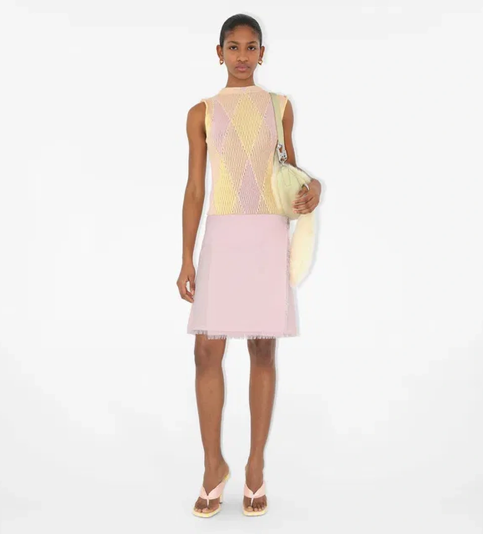 Burberry Burberry Kadın Pembe Ayakkabı model görseli