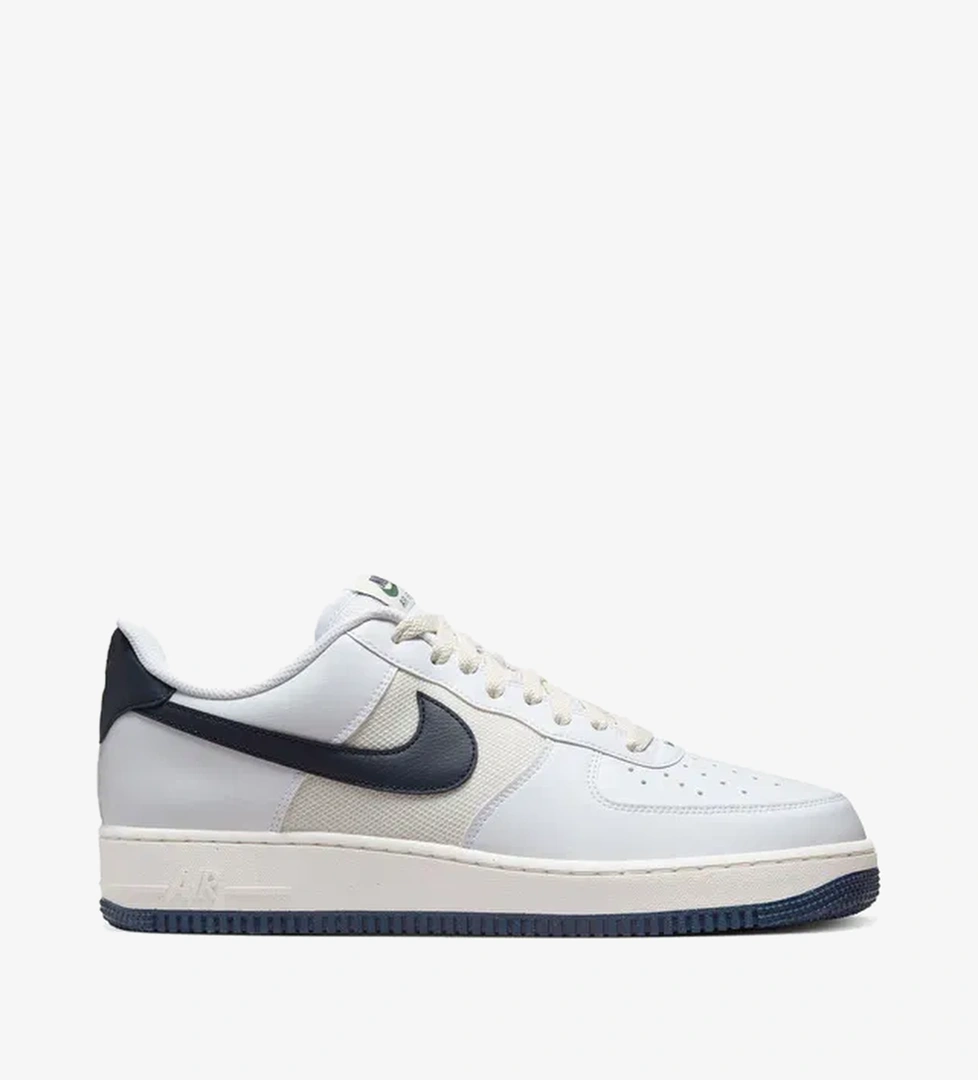 Nike Air Force 1 07 Erkek Beyaz Sneaker