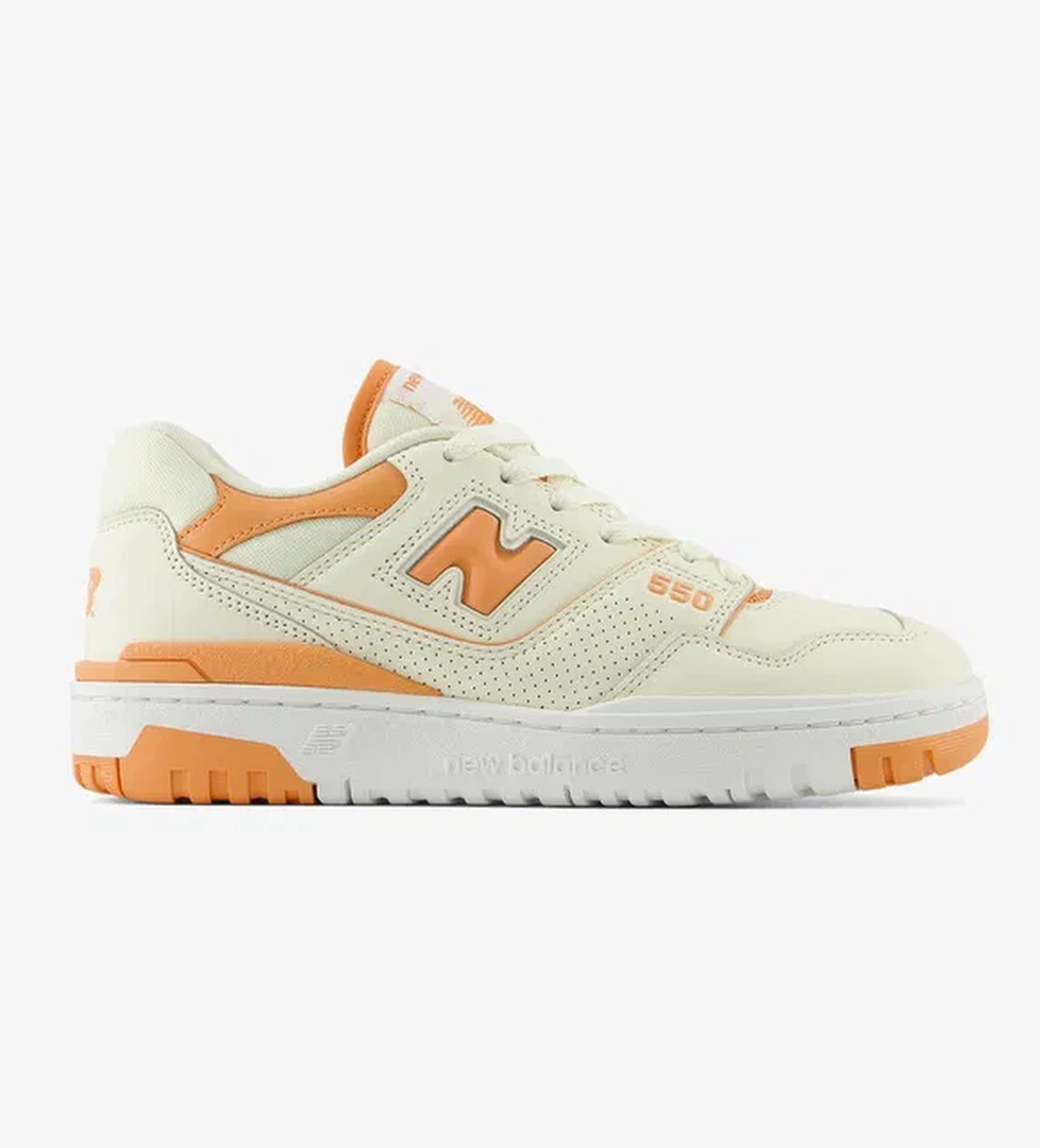 New Balance New Balance 550 Kadın Beyaz Spor Ayakkabı model görseli