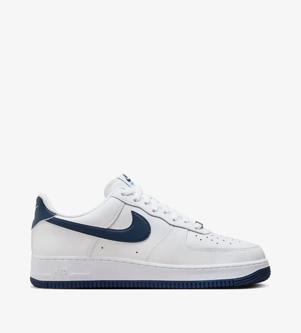 Nike Air Force 1 '07 Erkek Beyaz Sneaker - Görsel 1