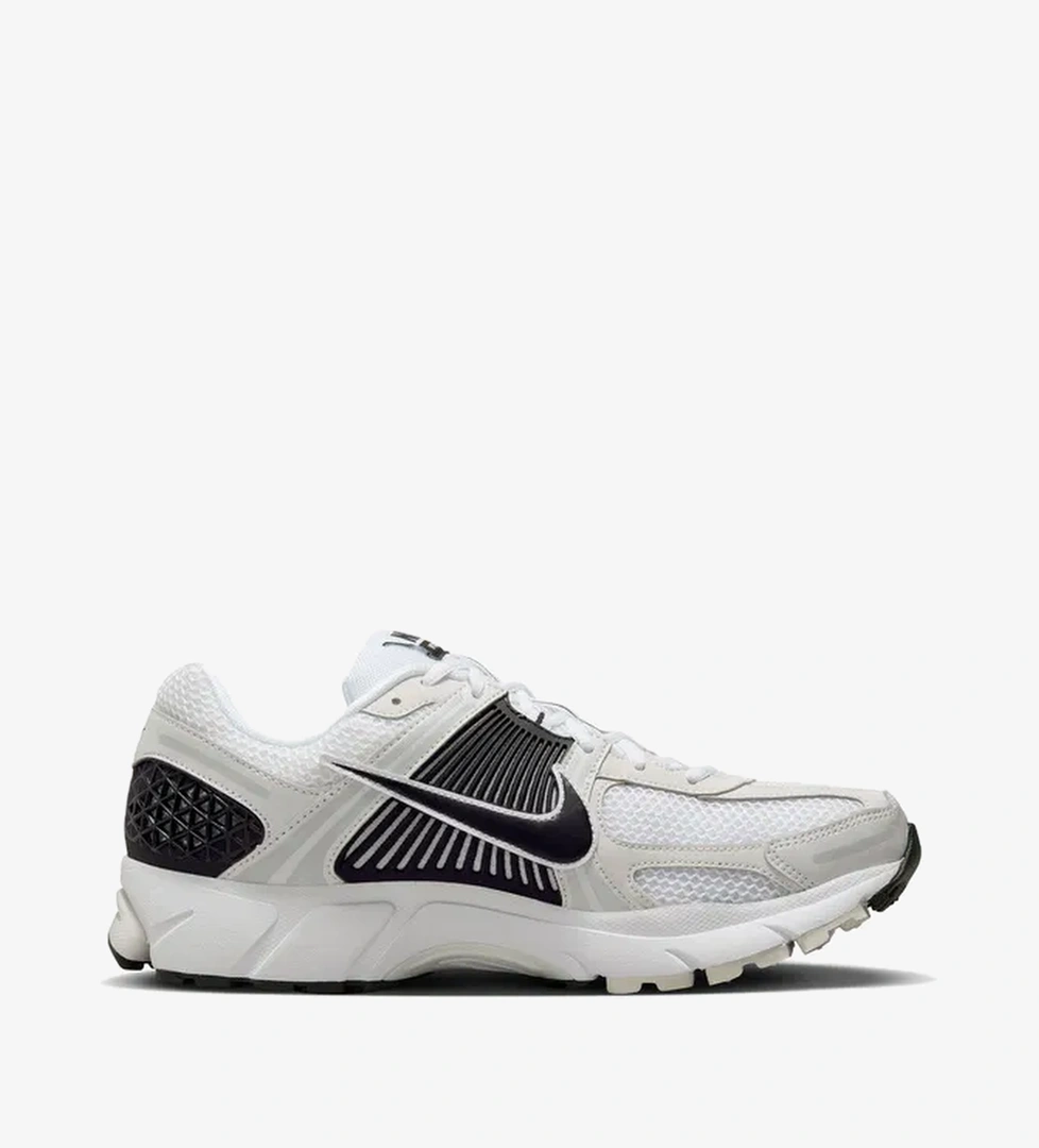 Nike Zoom Vomero 5 Erkek Beyaz Sneaker