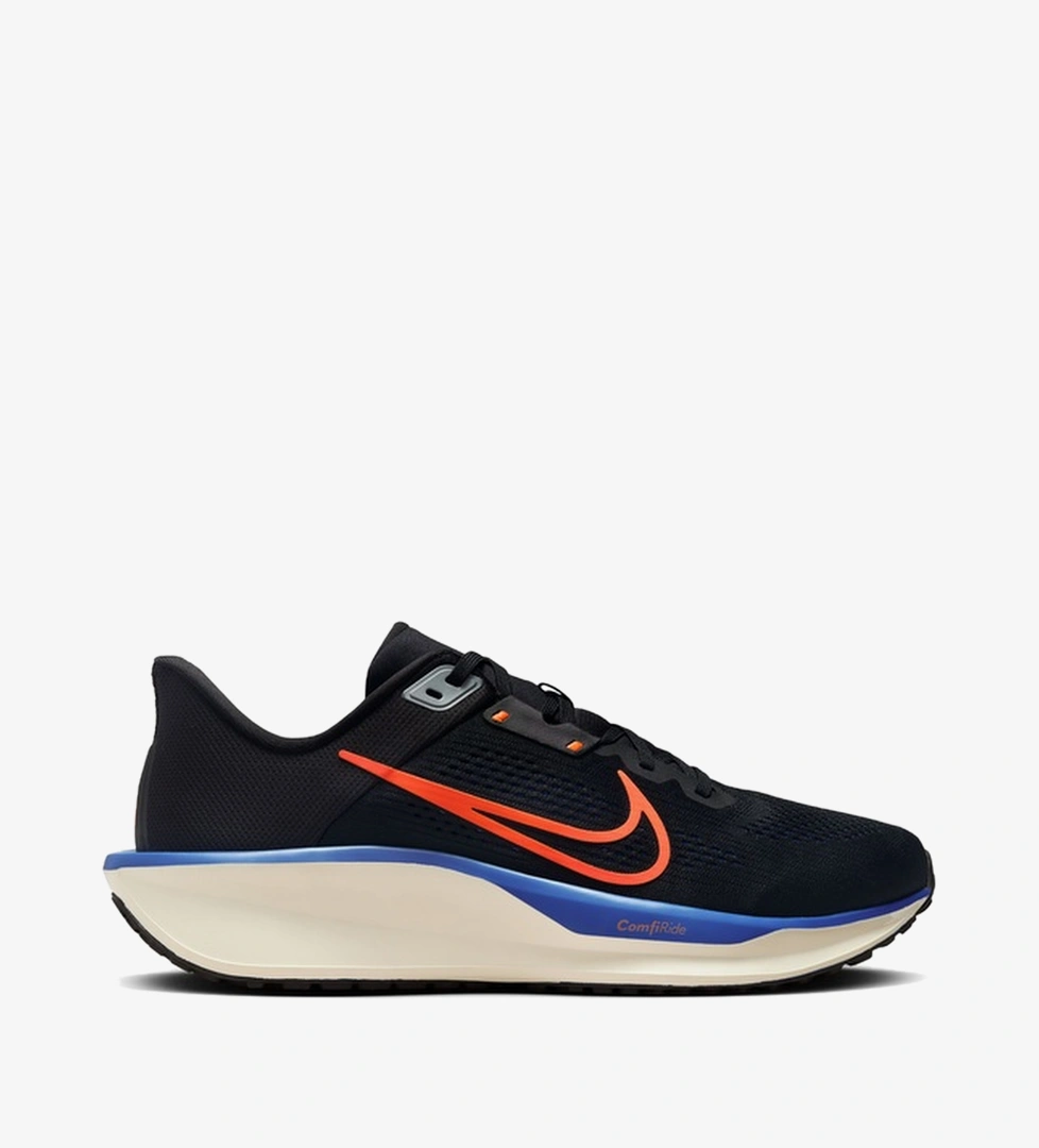 Siyah Nike Quest