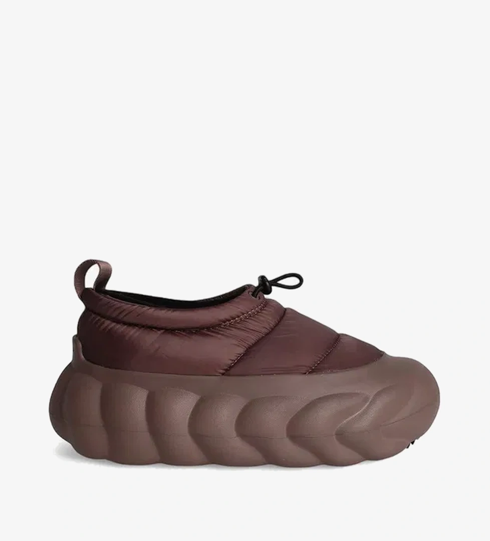 Crocs Overpuff Shorty Kadın Kahverengi Terlik - Görsel 1